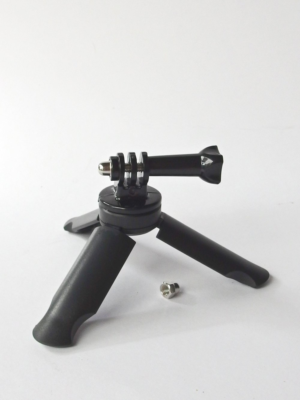 Thumb screw and action camera mount with Mini Tripod